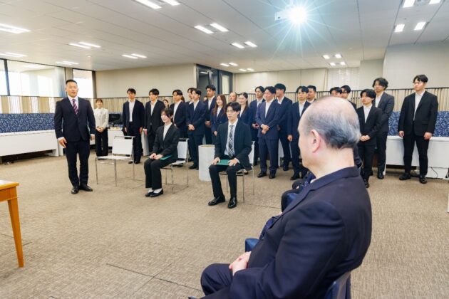 内定式の会場の様子